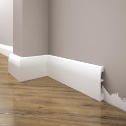 Biała Lakierowana Listwa przypodłogowa, cokół Creativa LPC-06M. 244cm - Creativa